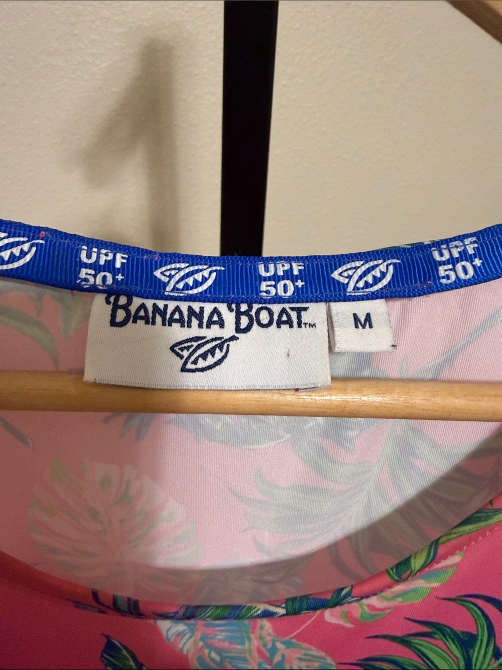 Banana boat 💗Sleeveless Pink Tropical Print Dress - Picture 3 of 7